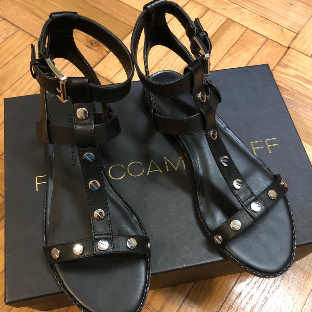 Brand New size 6 Rebecca Minkoff Sandals